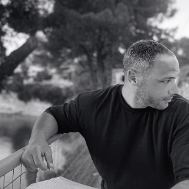 Profile photo of Chris Mantas